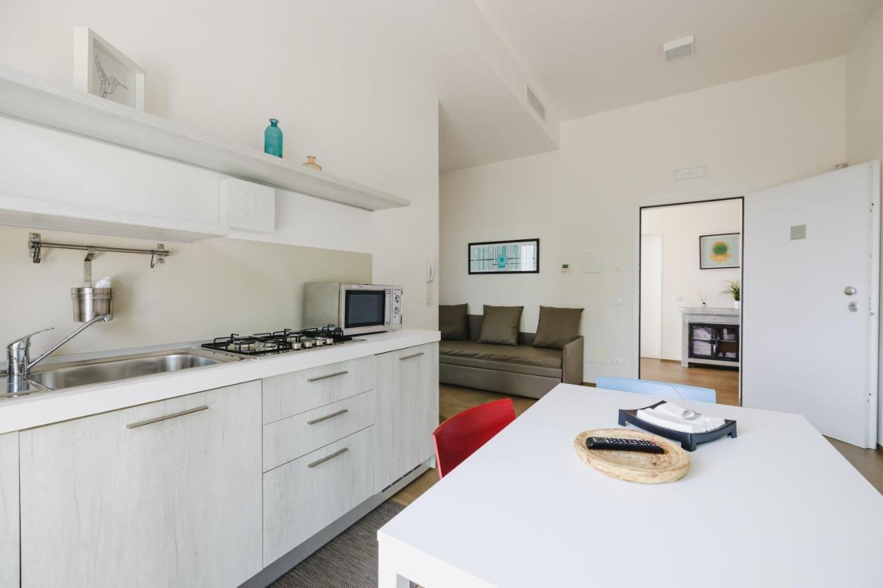 Via Del Faro Apartments Torre Canne Ngoại thất bức ảnh