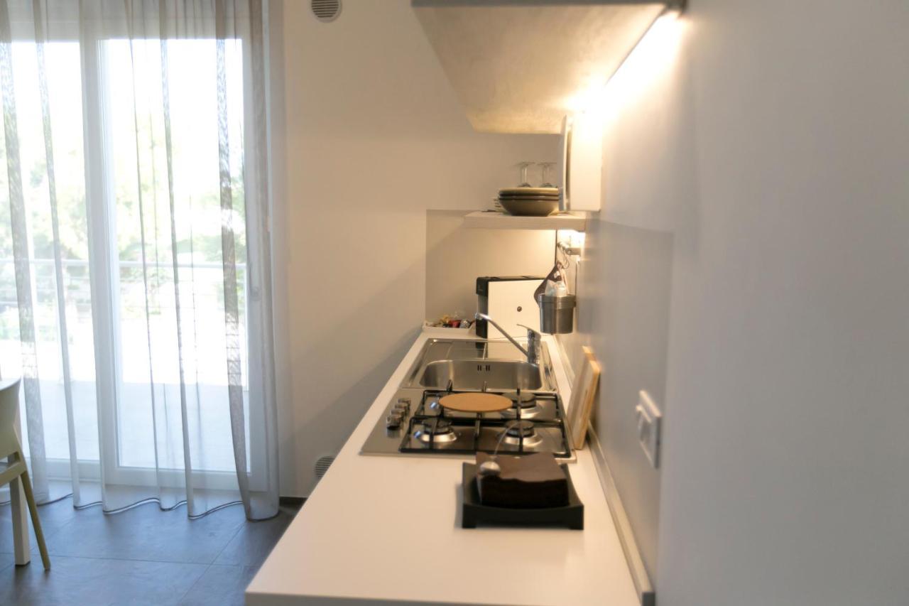 Via Del Faro Apartments Torre Canne Ngoại thất bức ảnh