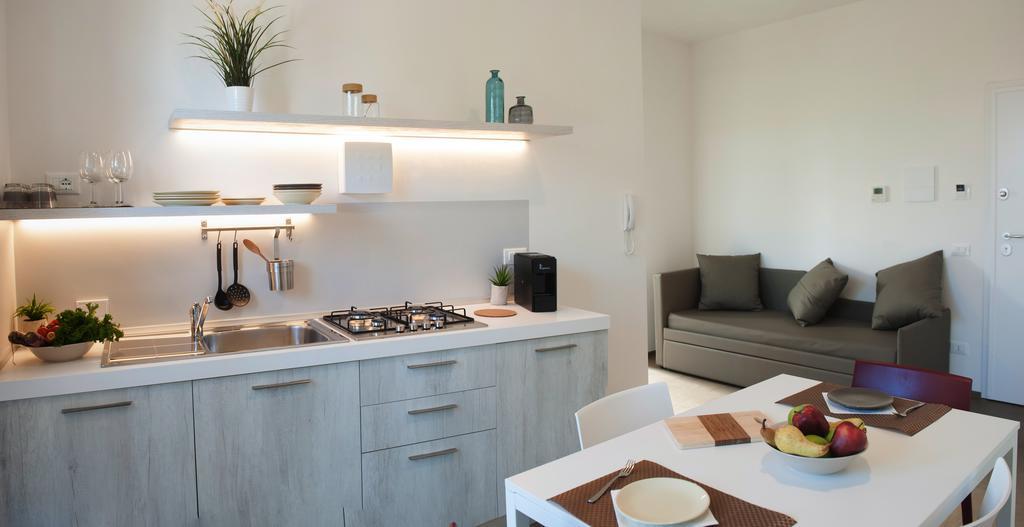 Via Del Faro Apartments Torre Canne Ngoại thất bức ảnh