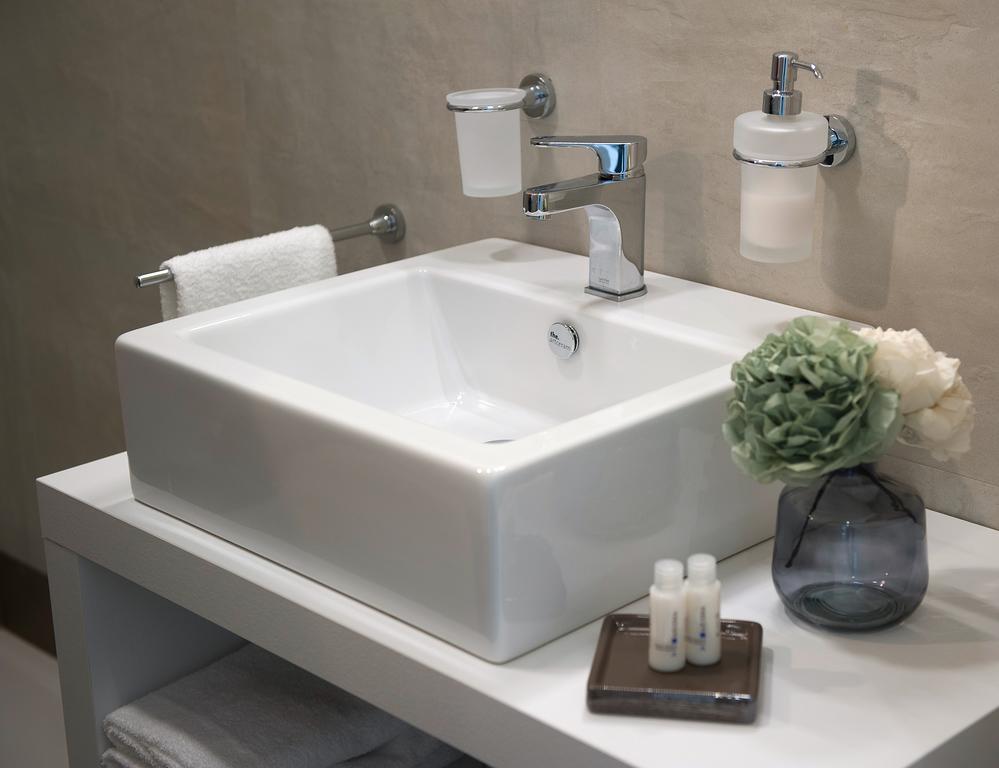 Via Del Faro Apartments Torre Canne Ngoại thất bức ảnh